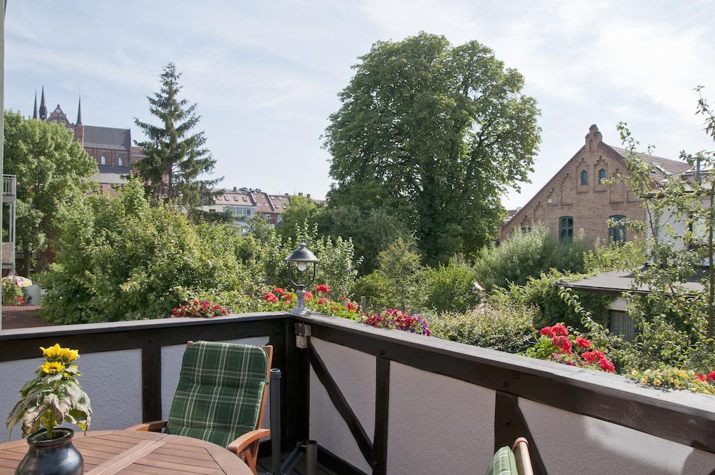 Pension "Westphal'S" Wismar Exterior foto