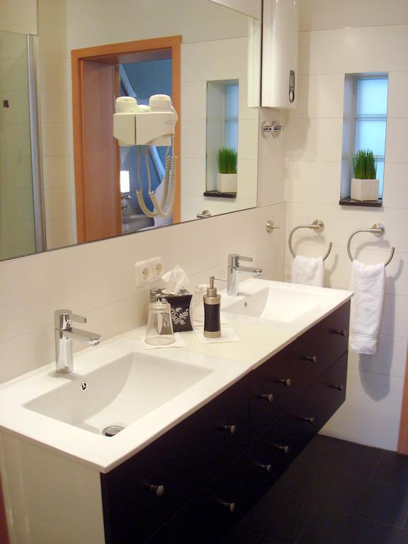 Pension "Westphal'S" Wismar Quarto foto