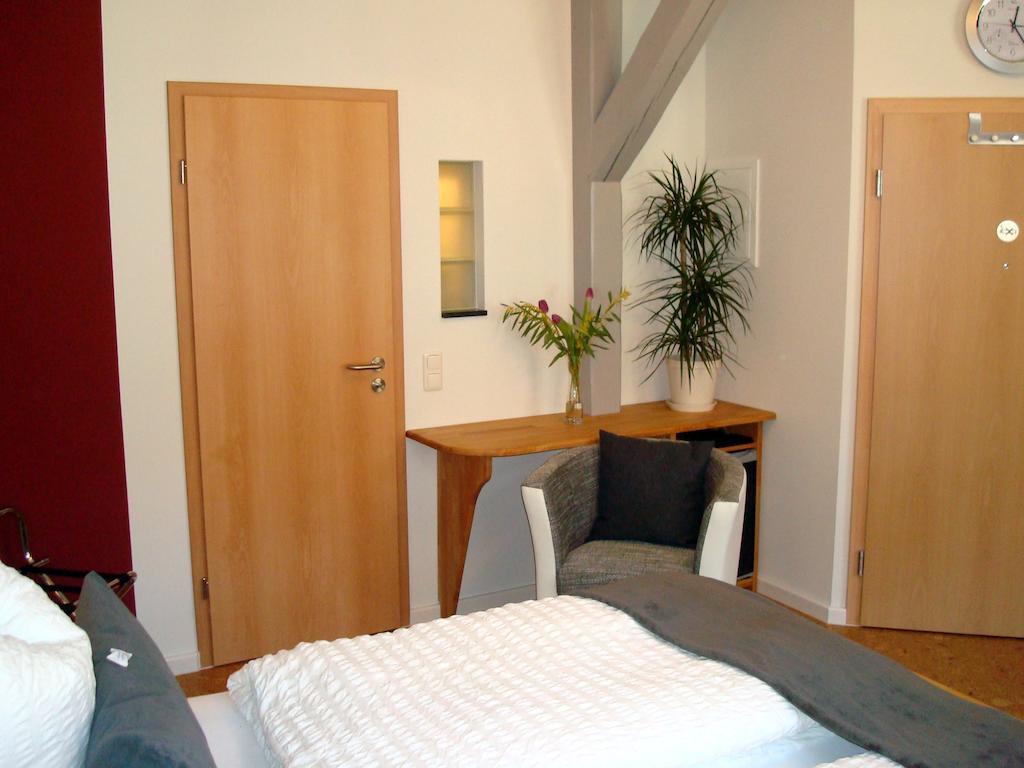 Pension "Westphal'S" Wismar Quarto foto