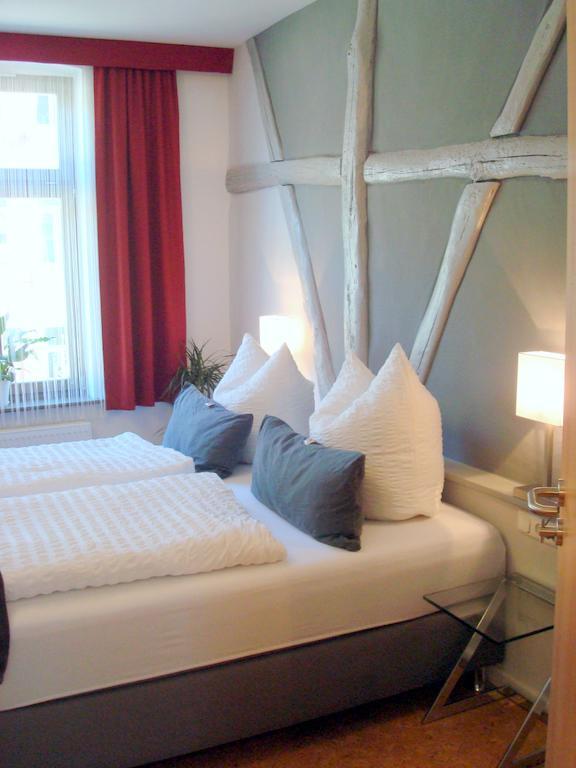 Pension "Westphal'S" Wismar Quarto foto
